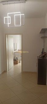 2-izbový investičný apartmán s priamym výhľadom na more – Dr