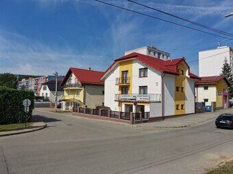 Ponúkam na prenájom 1 - izbový byt o rozlohe cca 32 m², ktor