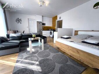 Ponúkam na prenájom 1 - izbový byt o rozlohe cca 32 m², ktor