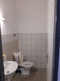 Ponúkame Vám na prenájom prevádzkové priestory s výmerou 92 