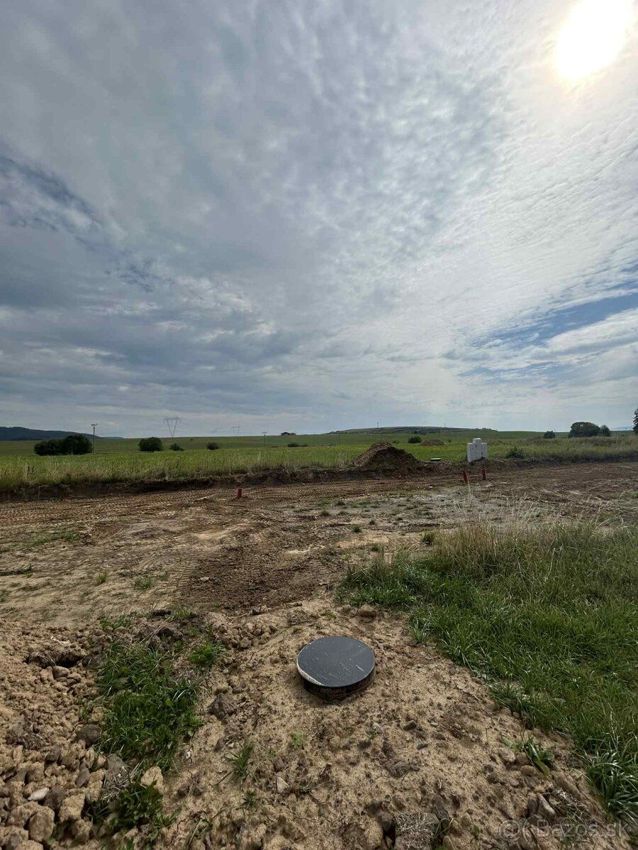 Predám pozemok v Spišskom Štiavniku na budúcej novej ulici, 