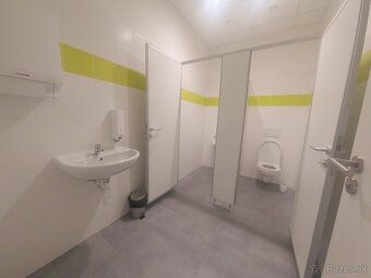 Ponúkame Vám na prenájom reprezentatívne kancelárske priesto