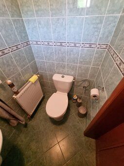 Ponúkame na predaj výnimočný areál v obci Matúškovo, ktorý s