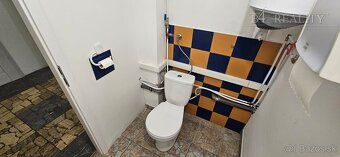 Ponúkame Vám na prenájom obchodný priestor s výmerou 50 m2 n