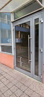 Ponúkame Vám na prenájom obchodný priestor s výmerou 50 m2 n
