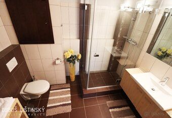 Ponúkame Vám na predaj veľký, lukratívny a kompletne zariade