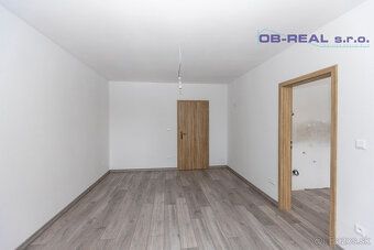 Typ: 3-izbový byt Ulica: Štvrť SNP 1003/33 Obec: Galanta
OB-