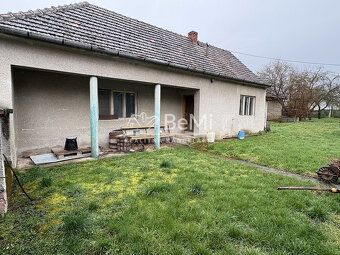 Typ: Rodinný dom Obec: Lužany
113-12-ROCHE
Ak hľadáte príjem