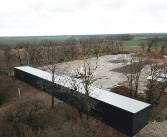 Sme AVILA. Už roky spájame ľudí s ich novým domovom. Kontakt
