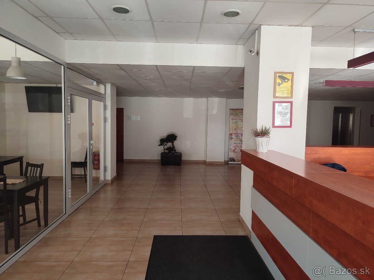 Kancelária/obchodný priestor, ateliér 73,23m2 Petržalka Pajš