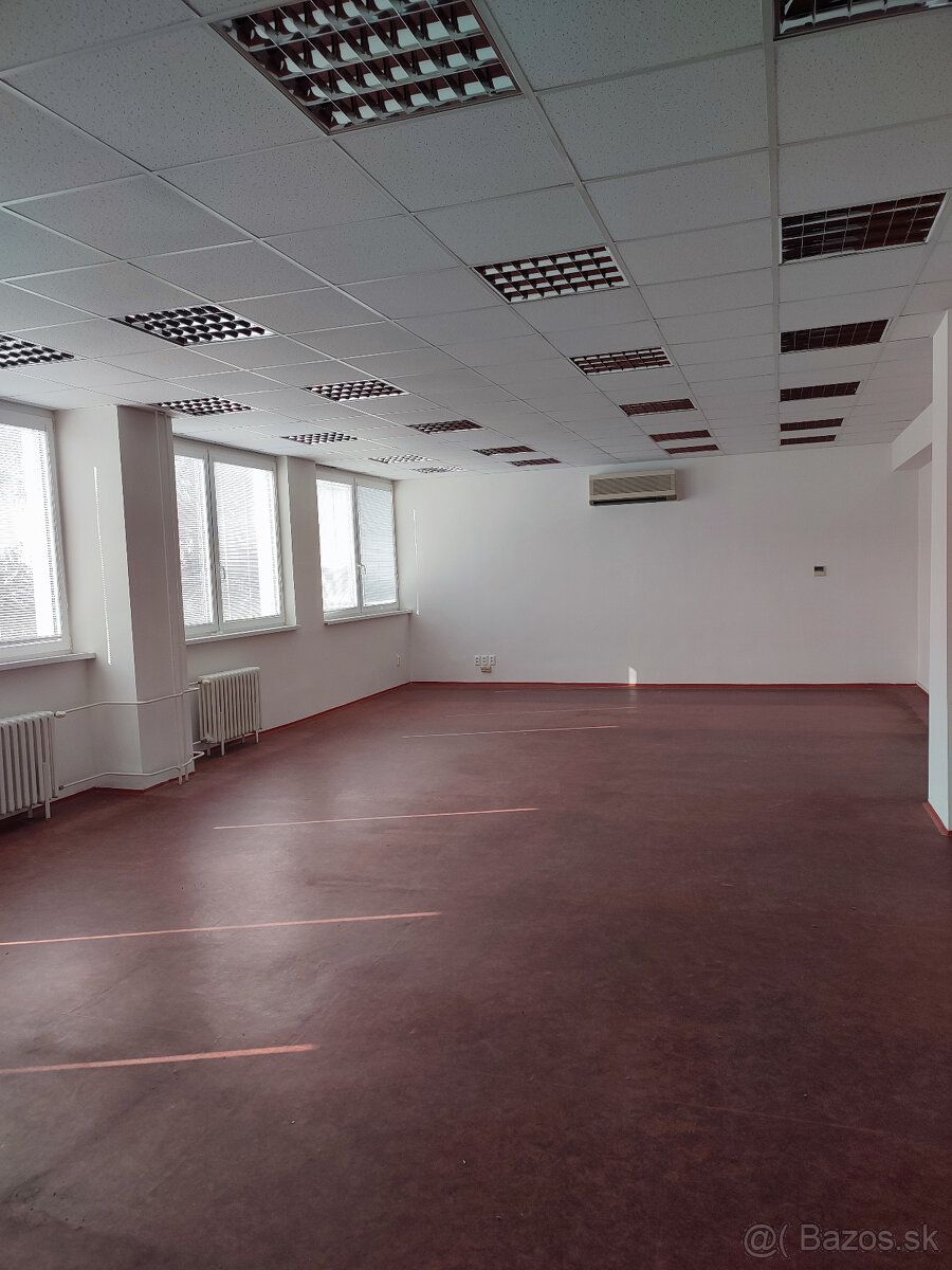 Kancelária/obchodný priestor, ateliér 73,23m2 Petržalka Pajš