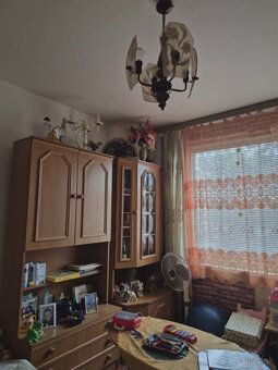 Na predaj 2-izbový byt, 54 m², Nitra – Chrenová, Kremnická u