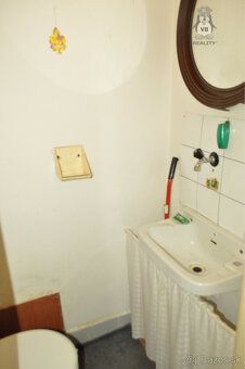 VBreality - Ponúkame na predaj trojizbový byt s balkónom v m