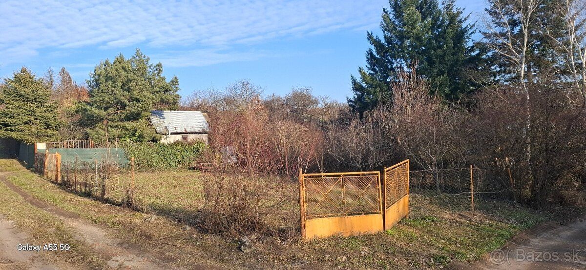 Predam 4arovu zahradku v OV v zahradkarskej oblasti Stašov, 