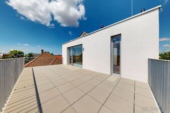 Ponúkame na predaj moderný 2 izb byt v projekte rezidenciama