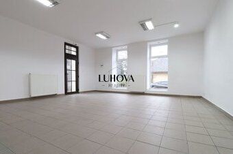 Ponúkame na prenájom obchodné/komerčné priestory v obchodnom