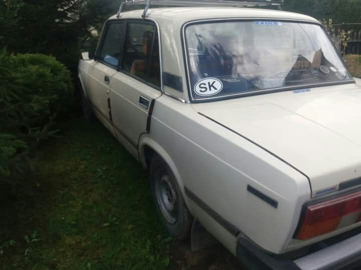 Lada2105