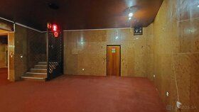 Tel: 0908 715 715, Ponúkam na dlhodobý prenájom veľký obchod