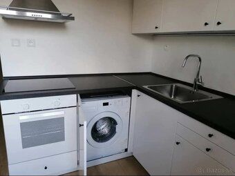 Dám do prenájmu 1 izbový byt (30m2) v centre mesta na ulici 