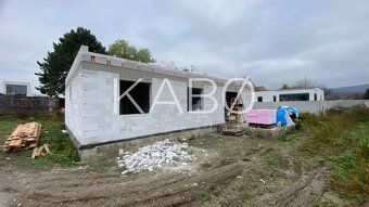 KABØ real estate Vám ponúka na predaj 4 izbový rodinný dom k