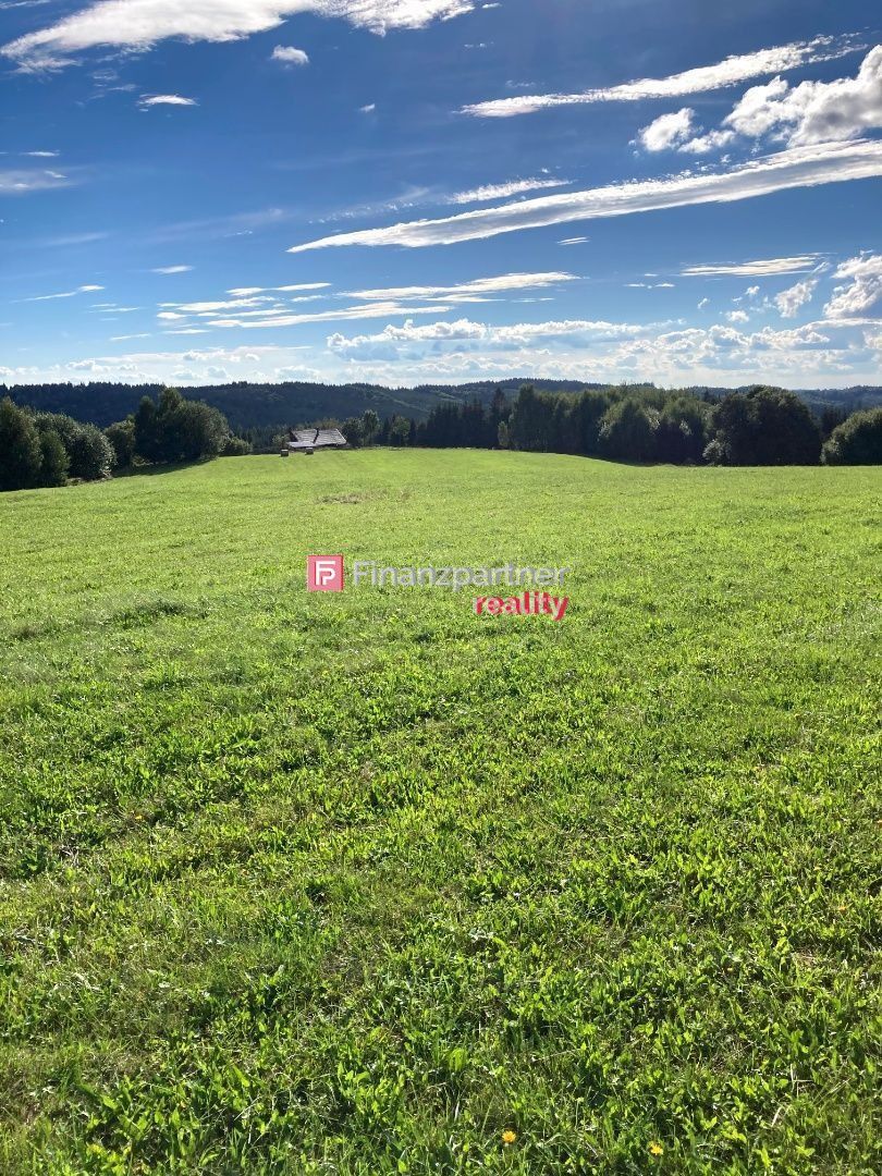F001-14-MIBA
* Rekreačný / Investičný pozemok 10 700 m² – De