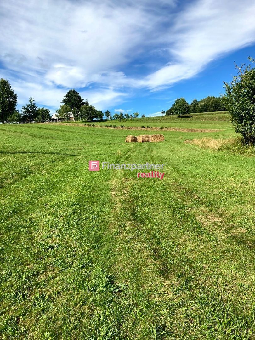 F001-14-MIBA
* Rekreačný / Investičný pozemok 10 700 m² – De