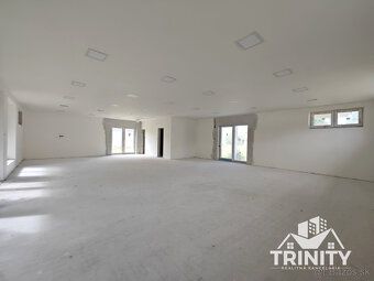 Typ: Rodinný dom Ulica: Hlavná ulica Obec: Tvrdošovce
Na pre