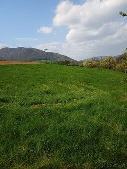 Ponúkam na predaj jedinečný pozemok s panoramatickým výhľado