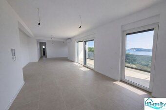 HR-reality vám ponúka na predaj moderný priestranný apartmán