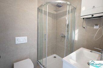 HR-reality vám ponúka na predaj moderný priestranný apartmán