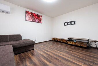 REMAX ponúka na predaj 3-rodinný dom v Novej Dubnici časť Ve