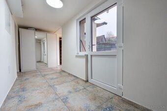 REMAX ponúka na predaj 3-rodinný dom v Novej Dubnici časť Ve