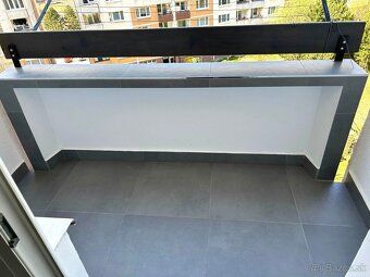 Ponúkame na dlhodobý prenájom moderný 3-izbový byt. Byt sa n