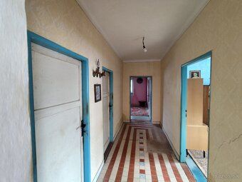 Ponúkam na predaj rodinný dom s manzardkou a prístavbou v pô