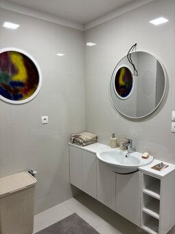 Ponúkam na prenájom luxusne zariadený 62,5 m2, 2 izbový byt 