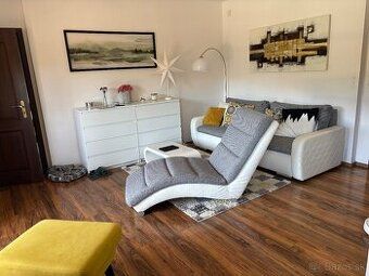 Apartmán (33 m², 2+1 osoby) Plne vybavená kuchyňa, obývačka 