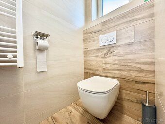 NOVOSTAVBA BUNGALOV | HORNÝ MOŠTENEC | NA PREDAJ
Ponúkame Vá