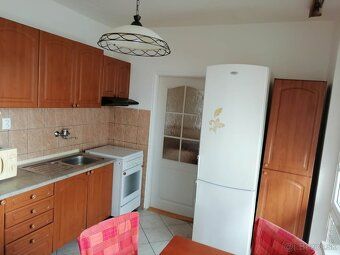 Prenajmem starší byt na Amurskej 8, Košice, hneď pri jazere,