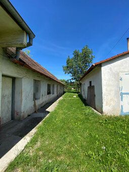 Ponúkame na predaj rodinný dom na ulici Biskupická 10, Trenč