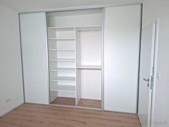 Prenájom 2-izbový zariadený byt o výmere 55 m2 + priestranný