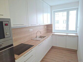 Prenájom 2-izbový zariadený byt o výmere 55 m2 + priestranný