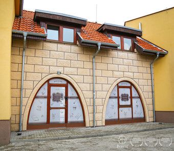 Bosen Group Vám ponúka na predaj atraktívny obchodný / admin