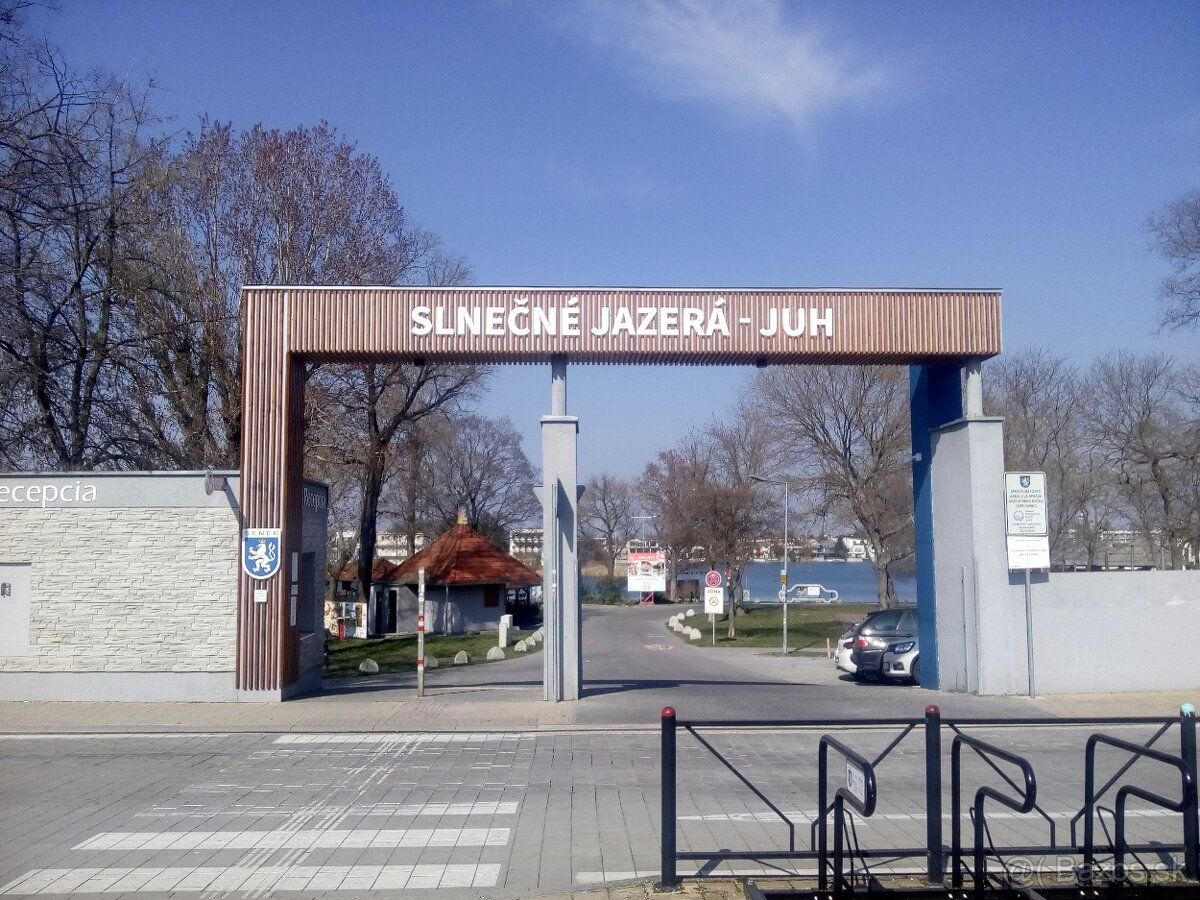 Korra sro Železničná 4 Senec brána juh Slnečné jazerá pri vl