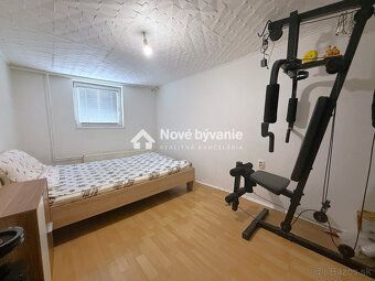 Typ: Rodinný dom Ulica: Hronská Obec: Želiezovce
N210-12-FRA