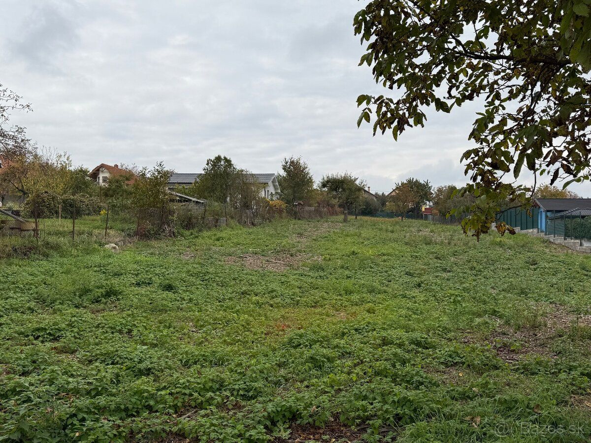 🏡 DEVELOPERSKÝ POZEMOK – KOŠICE, PEREŠ 🏡
🔝 Investičná prílež