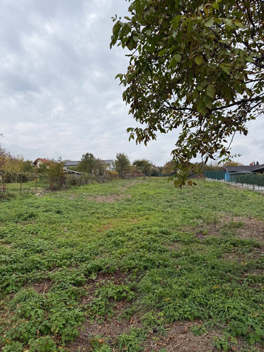 🏡 DEVELOPERSKÝ POZEMOK – KOŠICE, PEREŠ 🏡
🔝 Investičná prílež