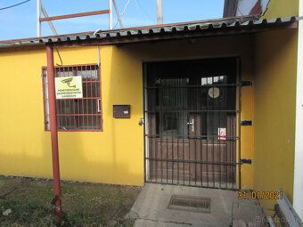 Dám do prenájmu nebytový priestor na Štúrovej 74 v Nitre o v