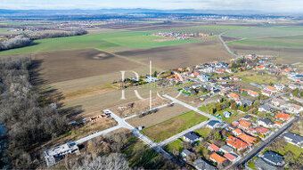 Ponúkam na predaj investičný pozemok vo výbornej lokalite pr