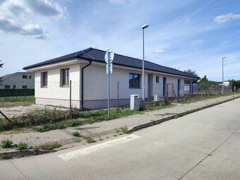 Predam 5 izbový rodinný dom v mestskej časti Nitry - Janíkov