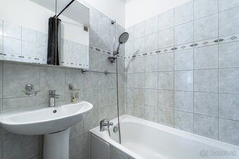 V ponuke na prenájom 3 izbový byt na ulici Povstania českého